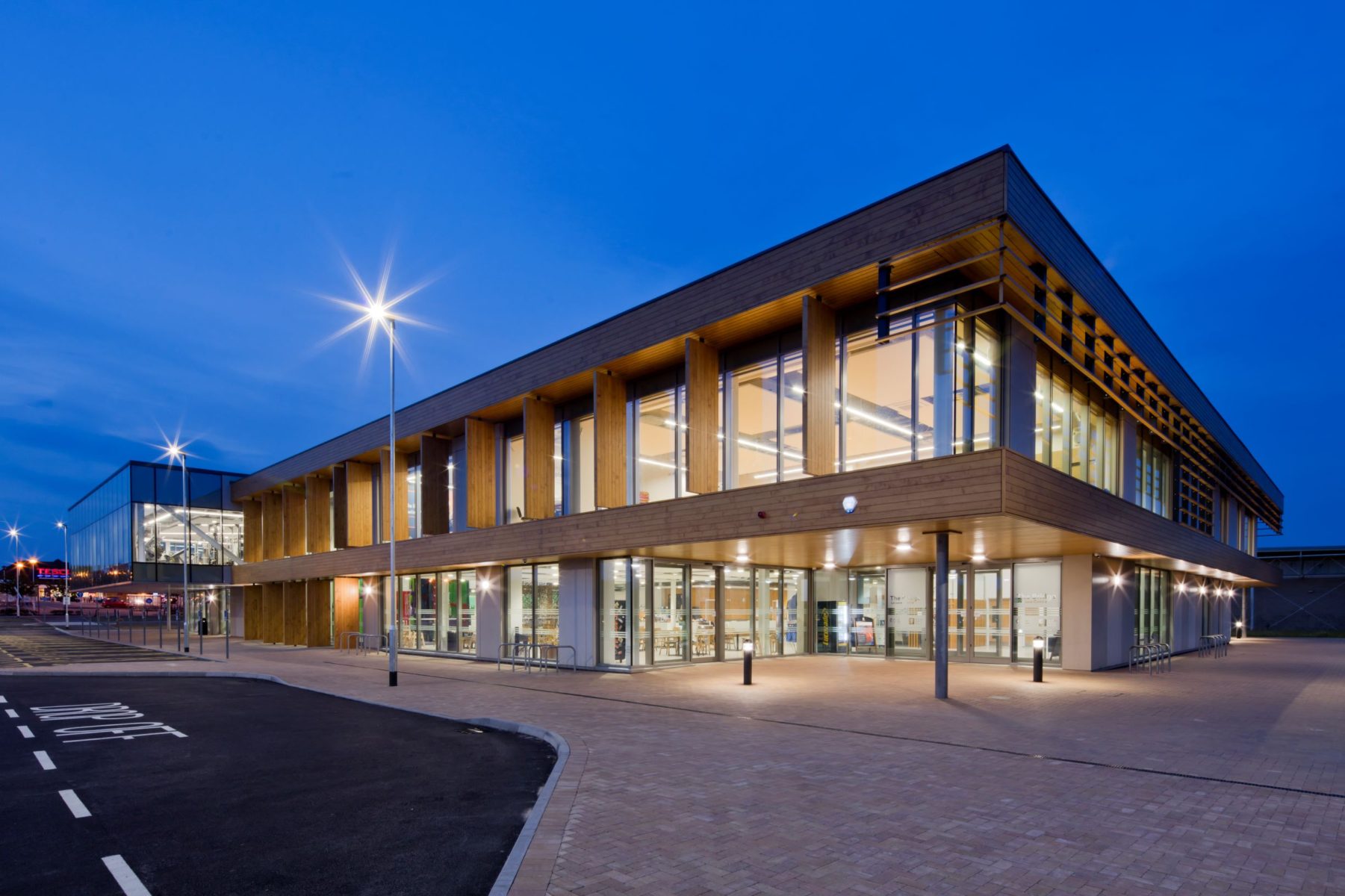 The Bridge Leisure Centre - GT3 Architects