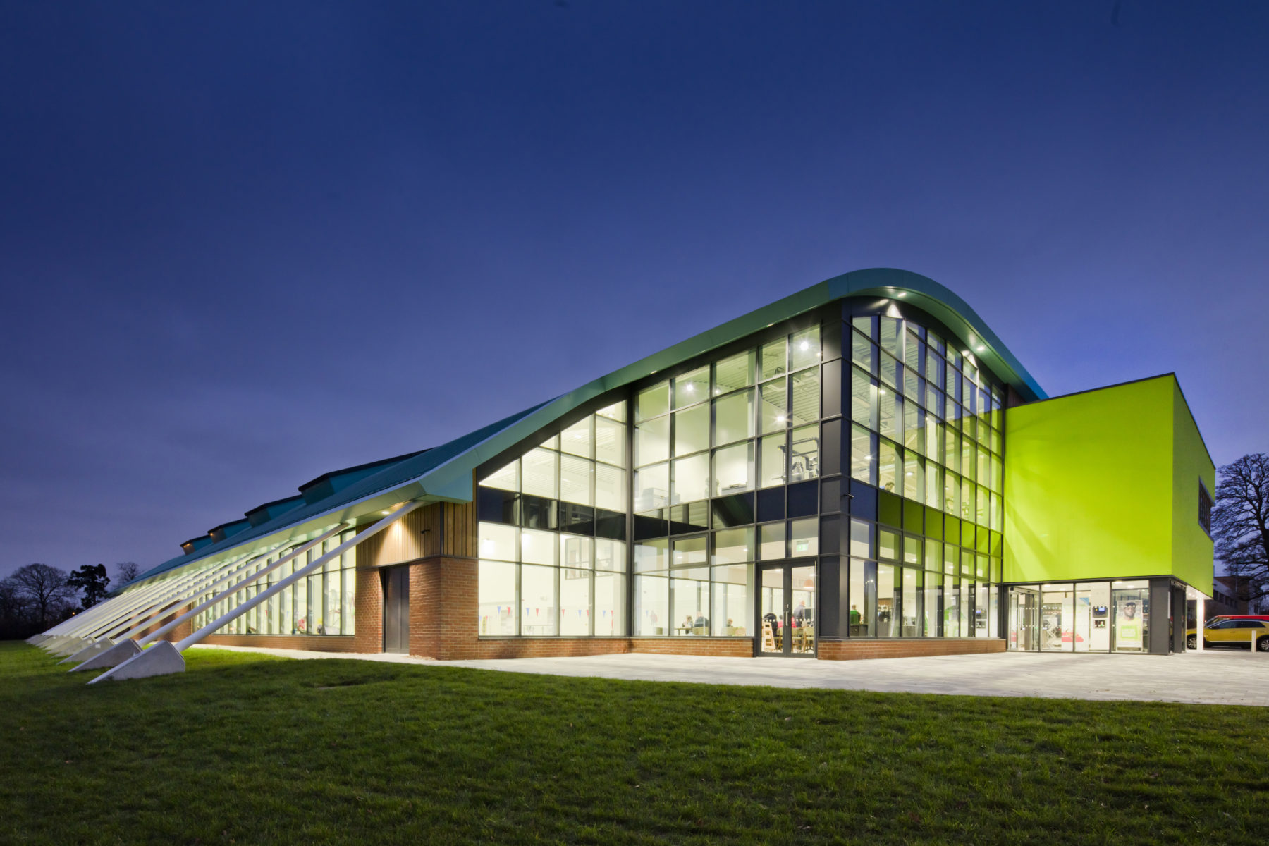 Morden Leisure Centre - GT3 Architects